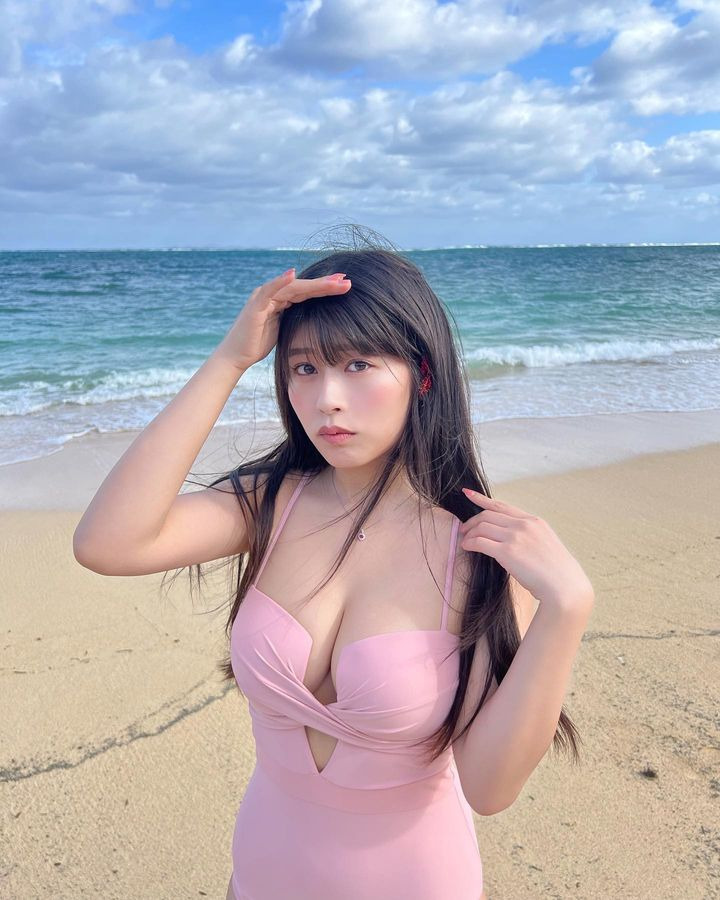 친누나가 그라비아 모델이면 과연 꼴릴까? (스압).jpg 