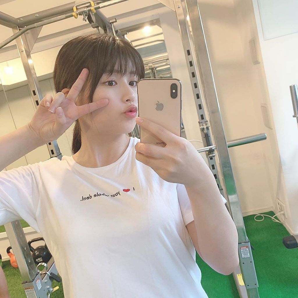친누나가 그라비아 모델이면 과연 꼴릴까? (스압).jpg 