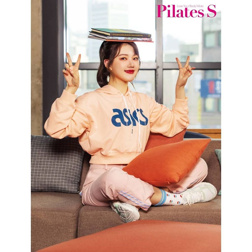 필라테스S 21년 3월호 모델 여자친구 예린 - 꾸르
