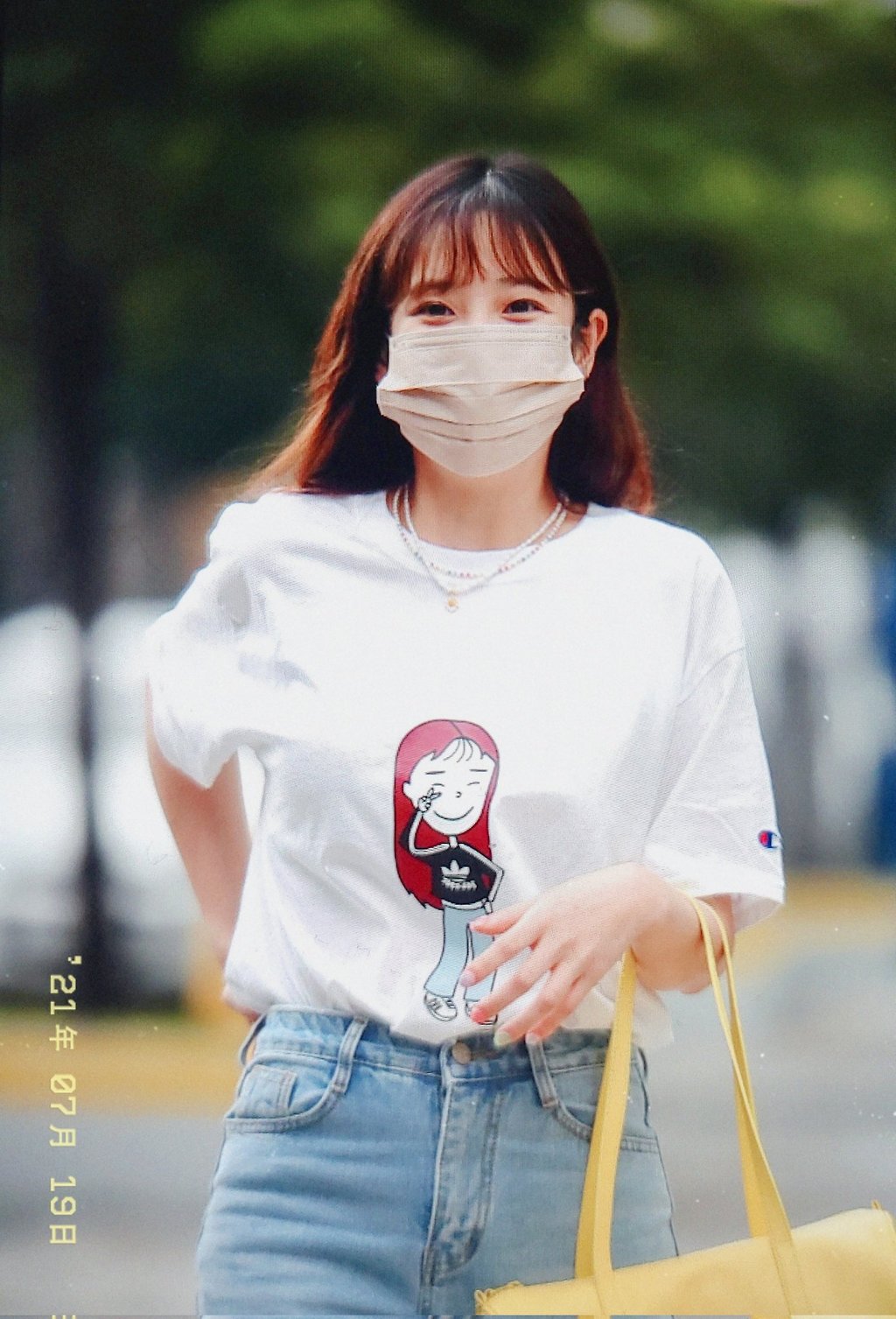 아예 쌩얼로 배텐 생녹방 출근한 러블리즈 지애 - 꾸르