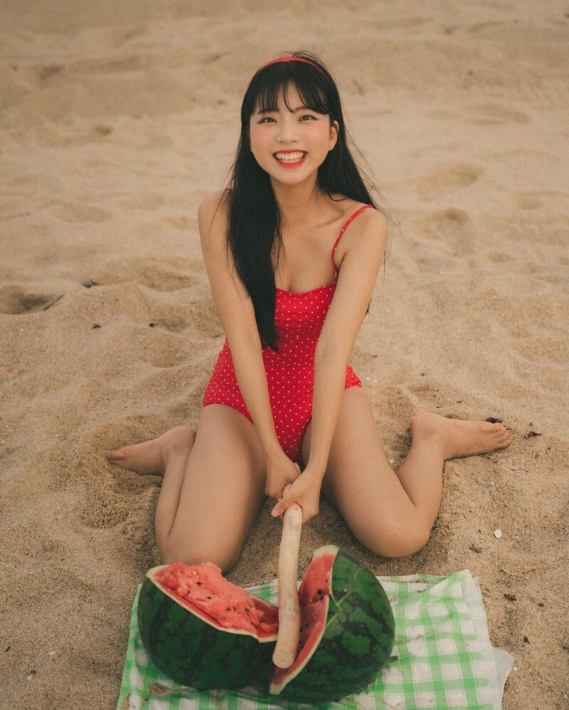 모델겸 유튜버 아희.jpg 모델겸 유튜버 아희 - 