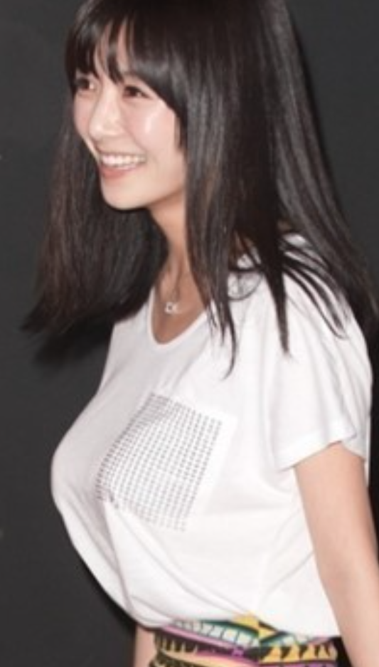 10년전 임펙트 엄청났던 뮤직비디오 한장면 G컵 글래머 정수정.jpg