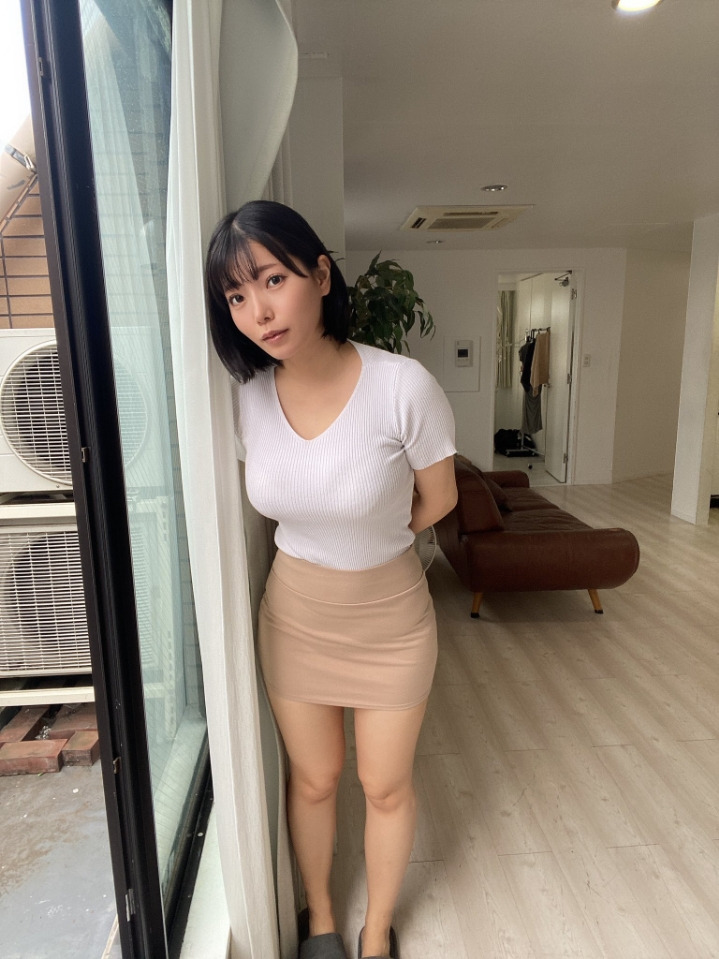 요즘 사람들이 진짜 모르는 몸매 색기 1티어 AV 배우.jpg