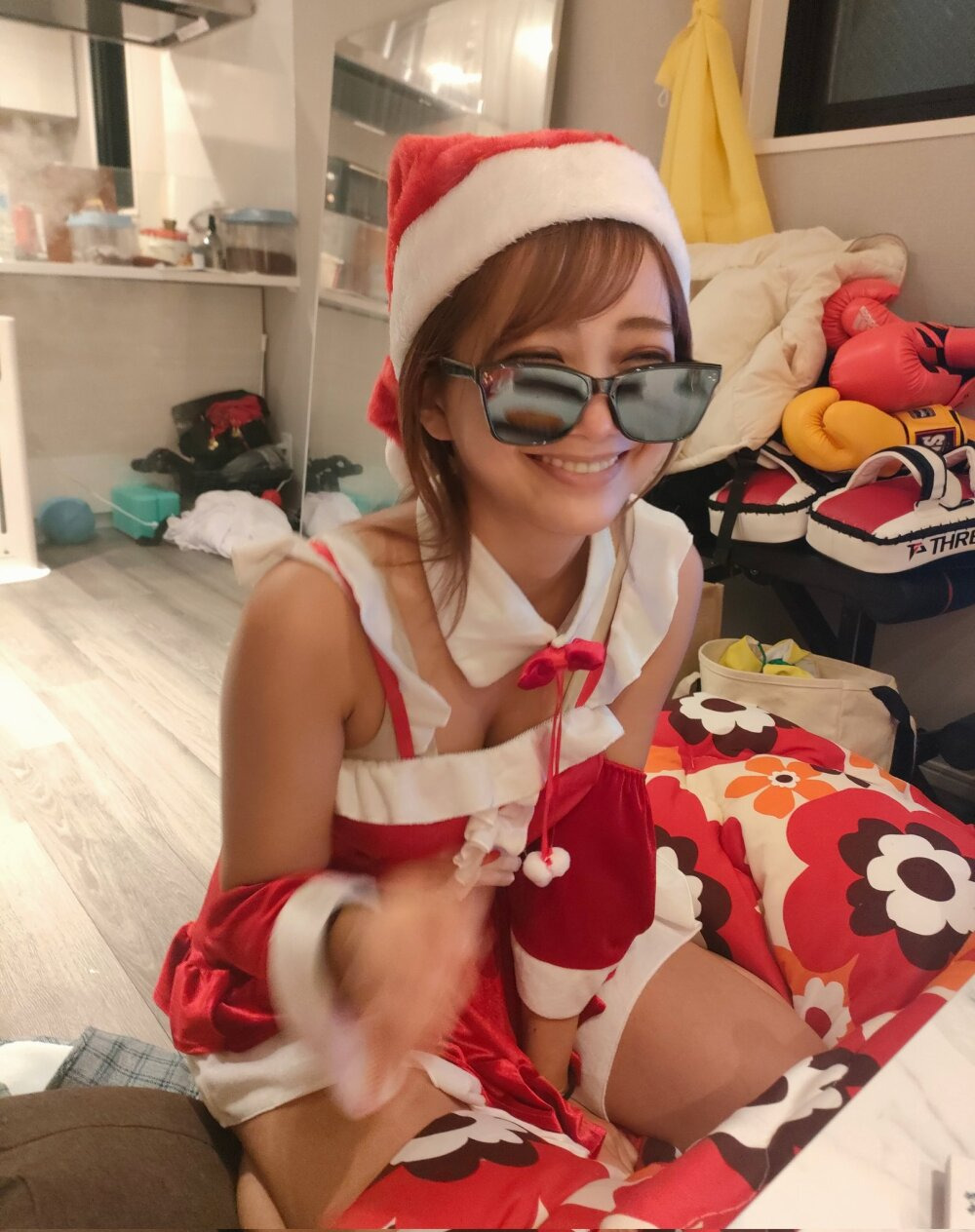 AV 배우들 산타복 모음.jpg