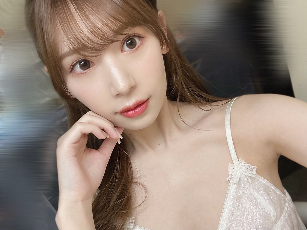 아카리 츠무기.jpgif 아카리 츠무기 - 