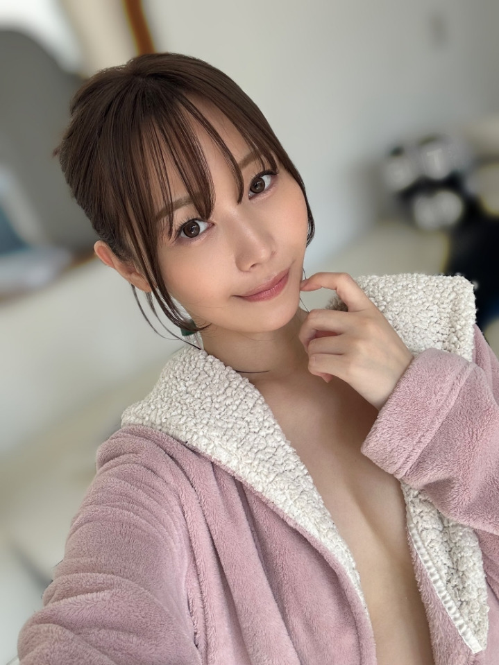 프레스티지에서 발굴했다는 외모 몸매 피부 다 좋은 9월 AV 신인 배우.jpg 