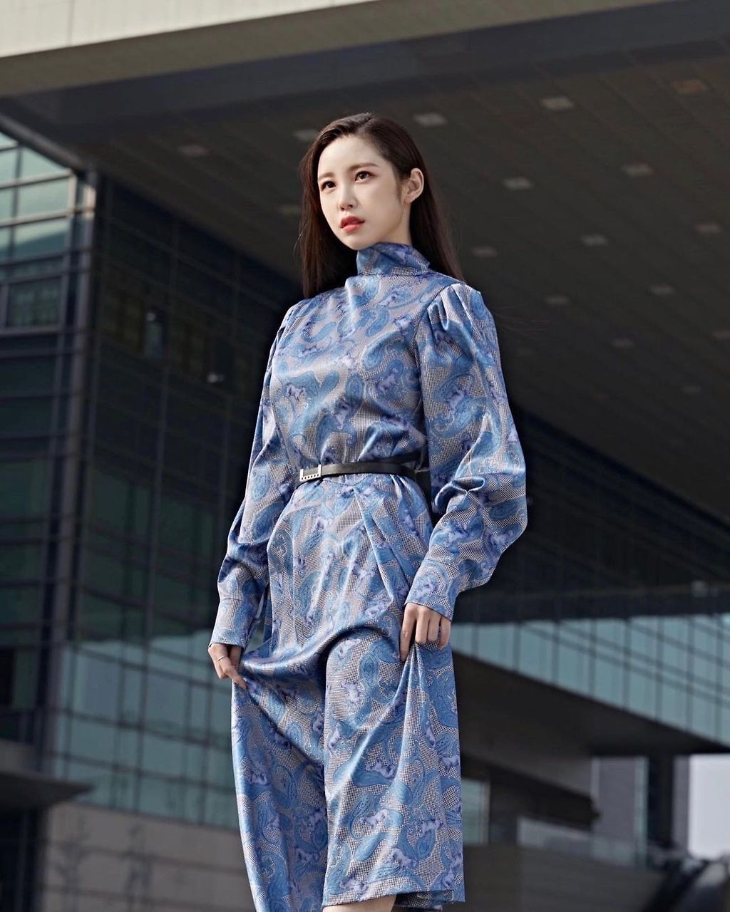 화보 촬영하는 전효성 - 꾸르