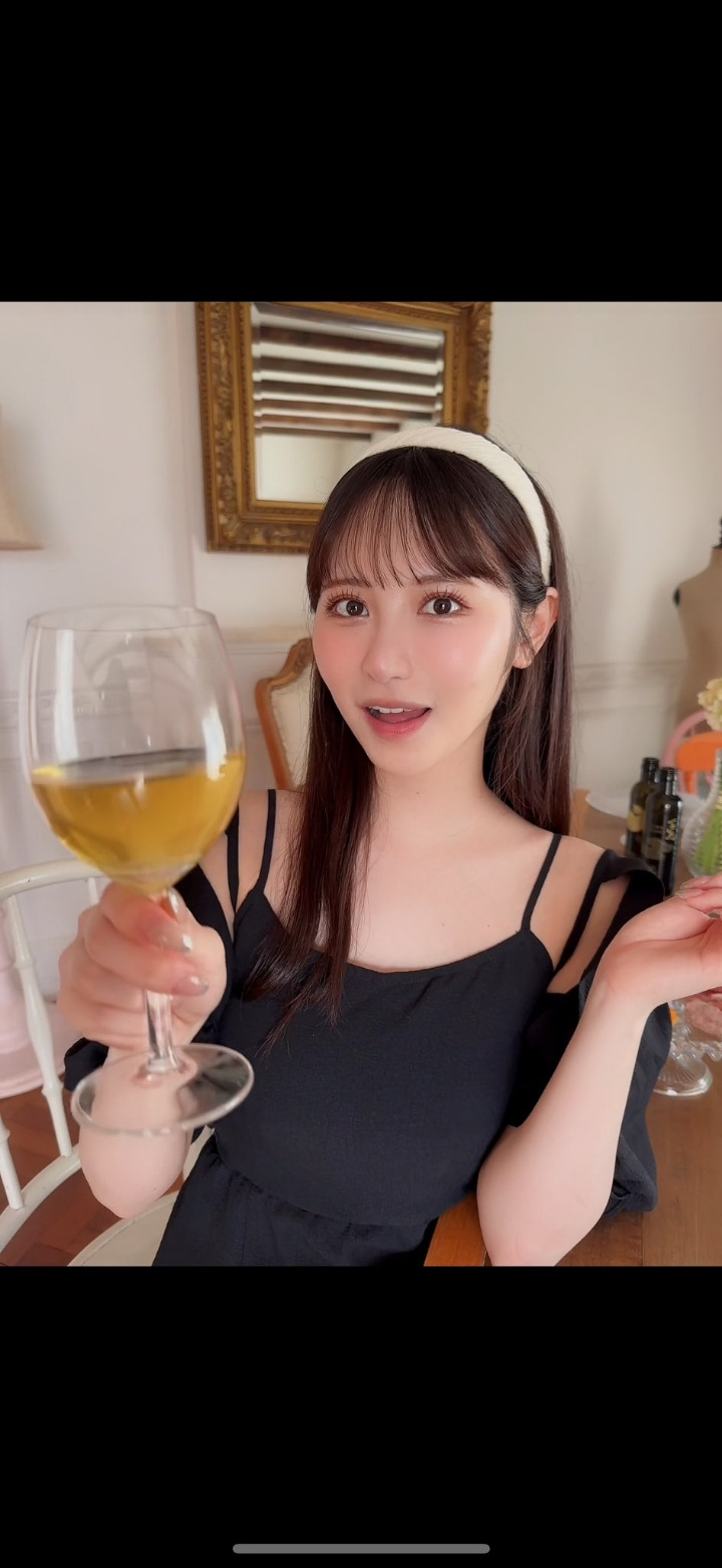 더 예뻐지고 몸매도 좋은 AV 배우.jpg 