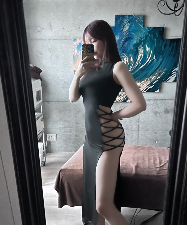 요즘 포텐 터져서 얼굴이 더 이뻐지고 몸매 1티어 AV 배우.jpg 