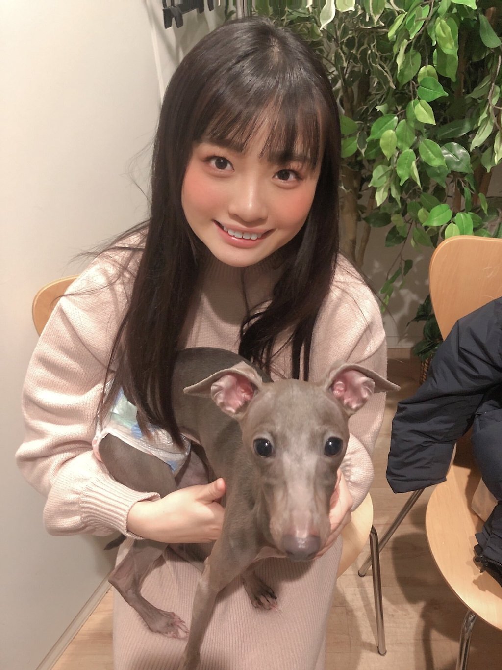 AV배우 카논 우라라.jpgif AV배우 카논 우라라 - 