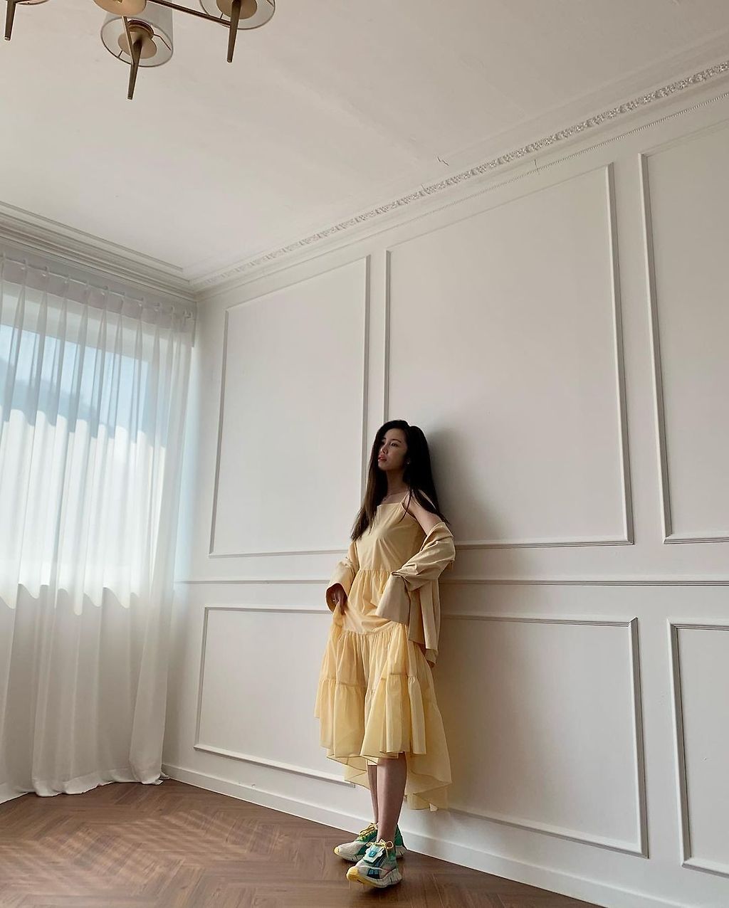 화보 촬영하는 전효성 - 꾸르