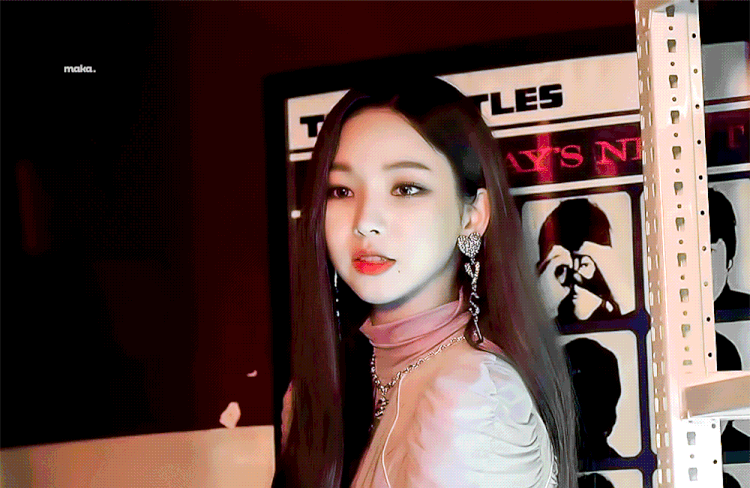 보정이 필요없는 카리나