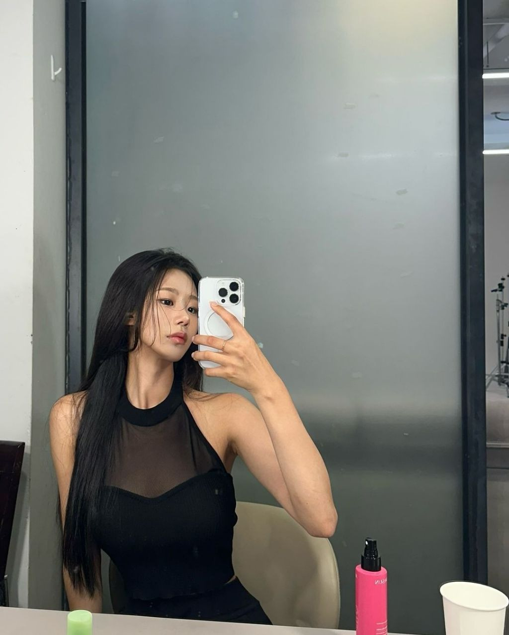 군필 모델 누나.jpgif