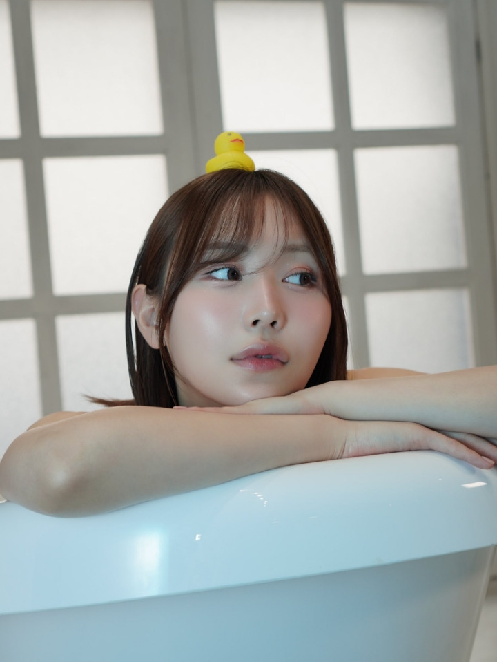 프레스티지에서 발굴했다는 외모 몸매 피부 다 좋은 9월 AV 신인 배우.jpg 