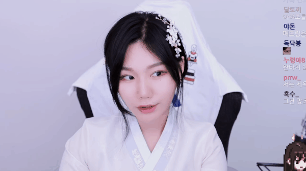 한복입고 끼부리는 소니쇼.gif 한복입고 끼부리는 소니쇼 - 