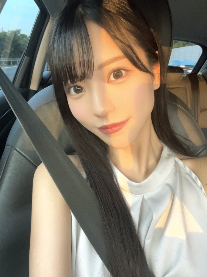 드디어 8월 주간 판매 1위 했다는 외모 1티어 AV 배우.jpg 