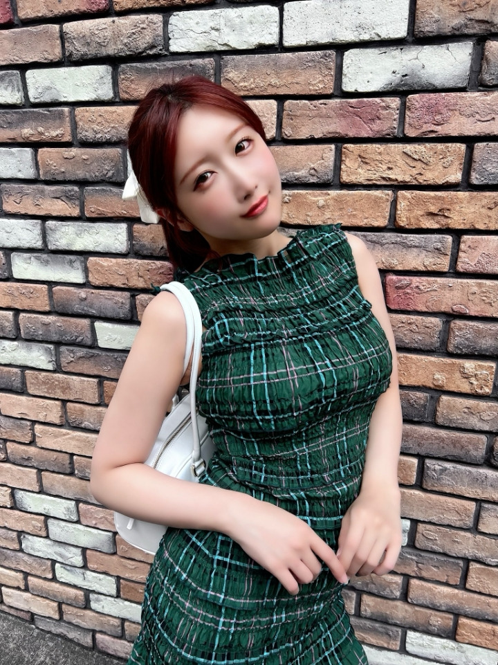 요즘 포텐 터져서 얼굴이 더 이뻐지고 몸매 1티어 AV 배우.jpg 