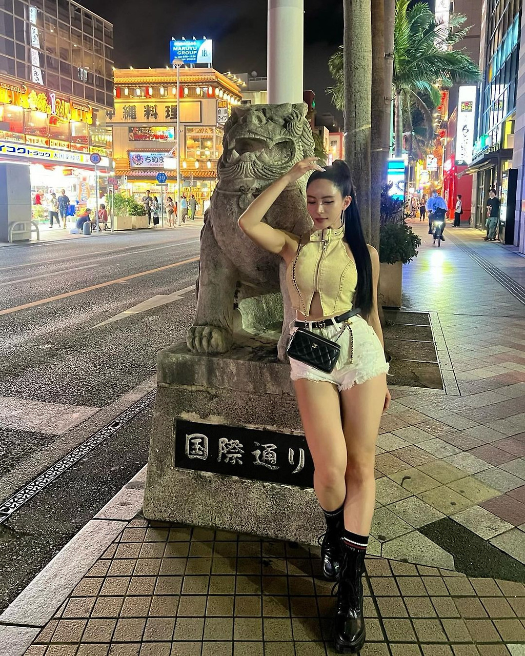 건강한 몸매로 한때 유명했던 사나 친구 근황.jpg 