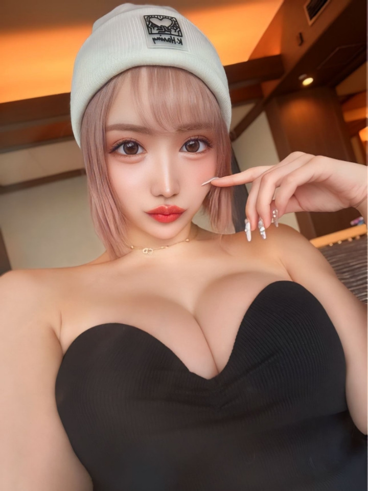 허리놀림이 장난 아닌 요망한 AV 신인 배우.jpg 