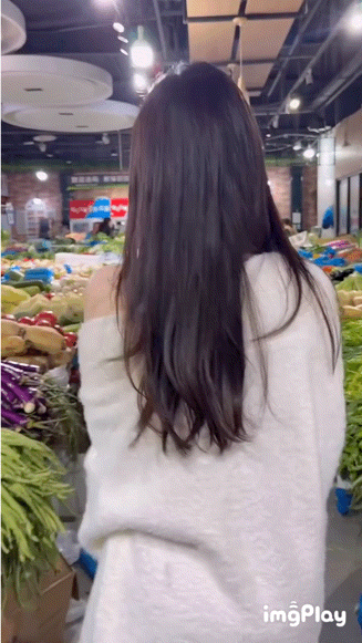 존예 누나.gif