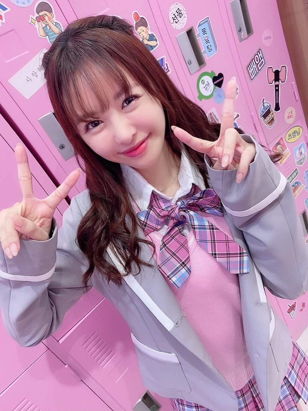 10월에 데뷔한 친한파 AV배우.jpg 10월에 데뷔한 친한파 AV배우 - 