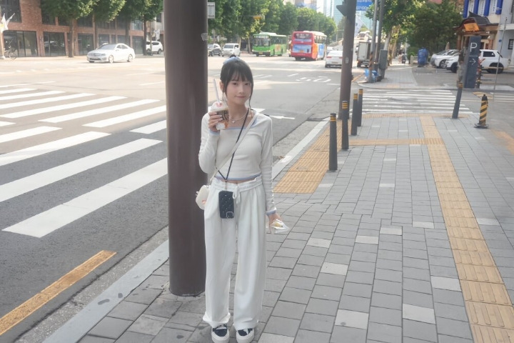 9월 데뷔 예정인 청순한 S1 AV 신인 배우.jpg 