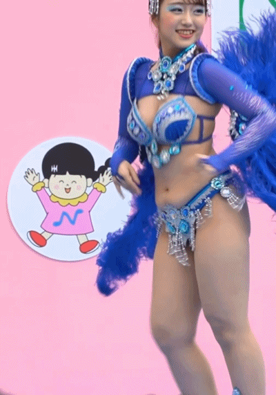 경쾌하게 흔들어주는 일본 쌈바 누나 