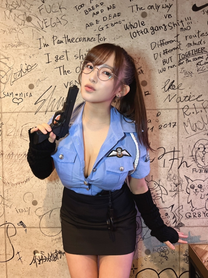 자연산 인증하는 일본녀 근황.jpgif 