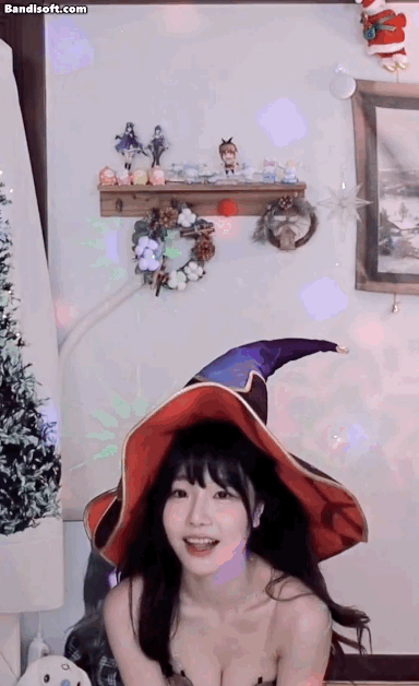 원신 모나 코스프레한 수련수련.gif 