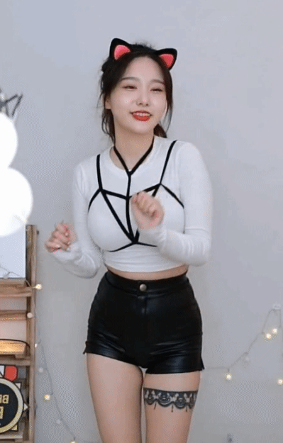교정기랑 살 빼고 존예된 츄정.gif 