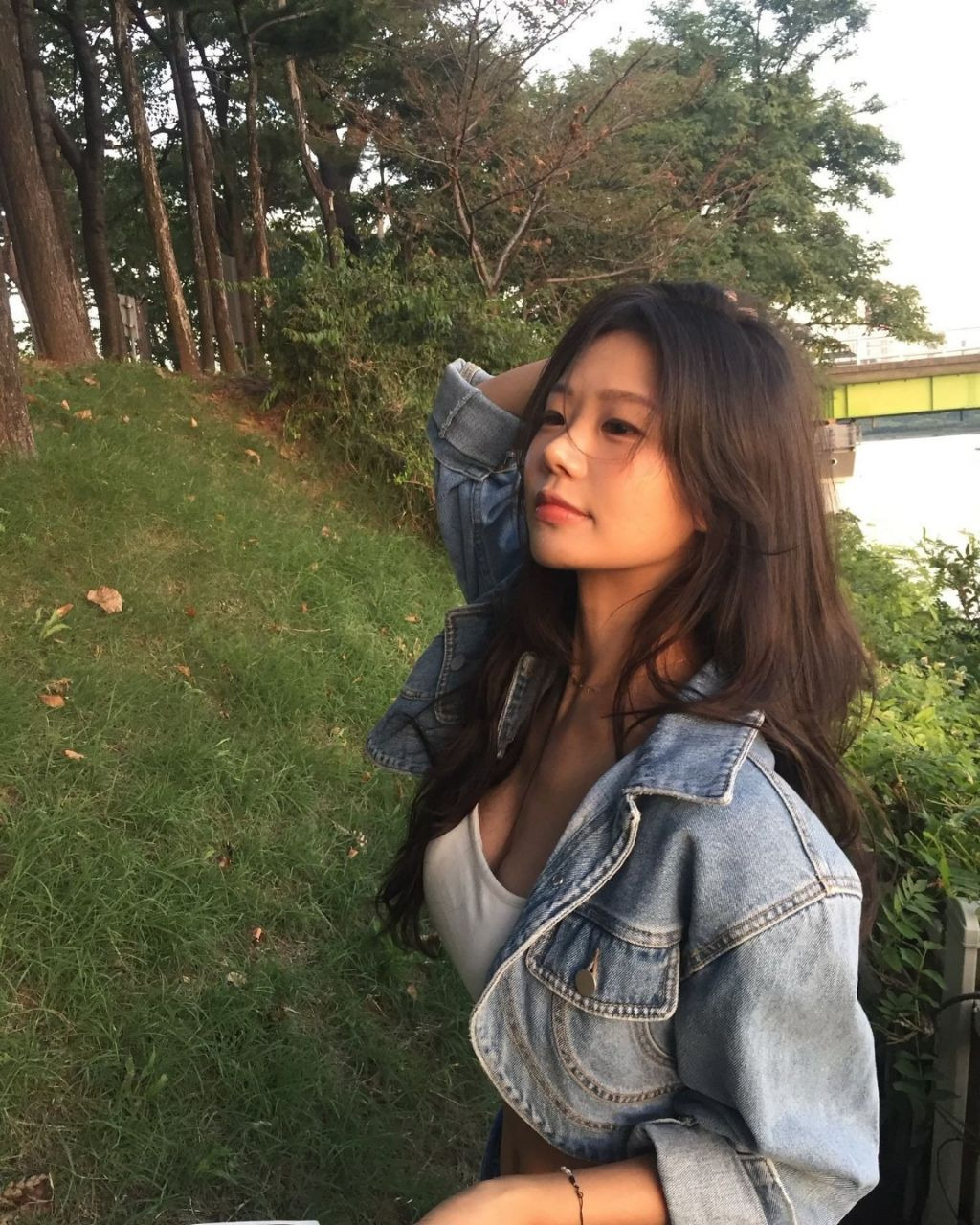 군필 모델 누나.jpgif