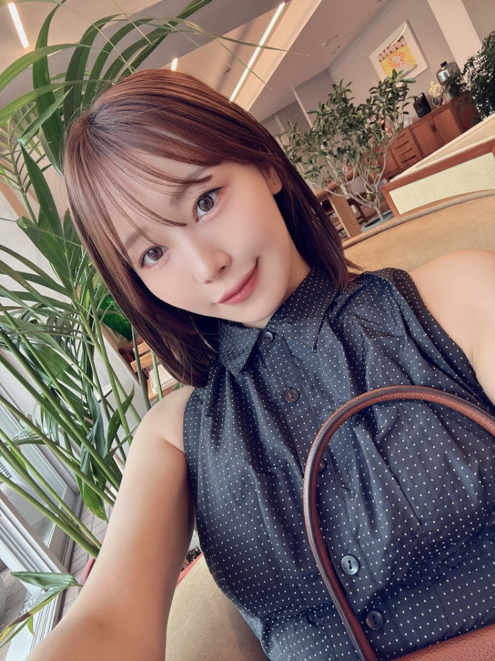 프레스티지에서 발굴했다는 외모 몸매 피부 다 좋은 9월 AV 신인 배우.jpg 