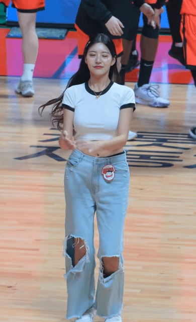 요즘 가슴으로 핫한 김이서 치어리더의 이상형 
