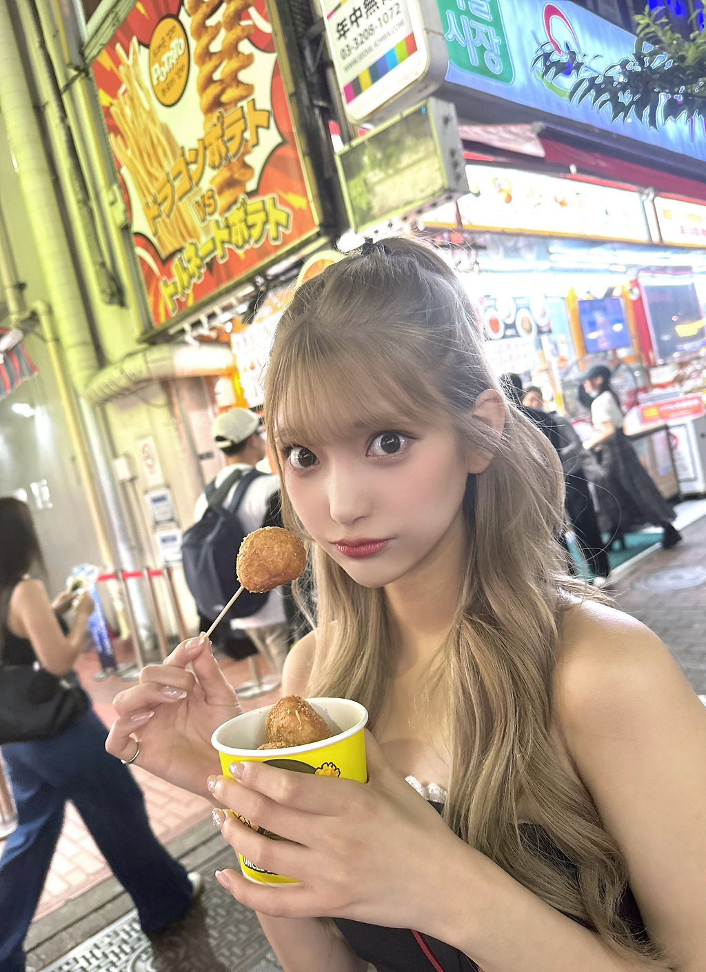 장신 슬랜더 AV배우 쿠라키 하나.jpg 