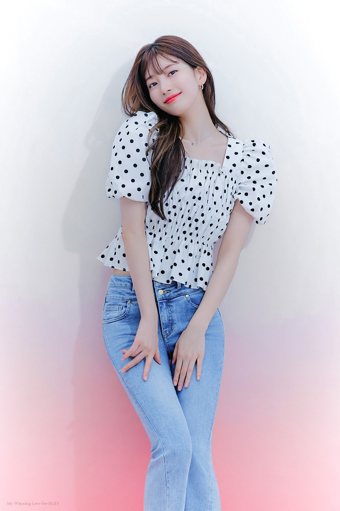 수지 게스 화보 - 꾸르