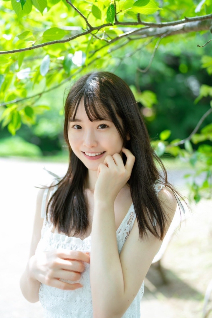 요즘 fc2에서 넘어와서 대박 성공한 AV 신인 배우.jpg 