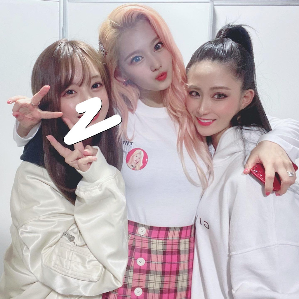 건강한 몸매로 한때 유명했던 사나 친구 근황.jpg 