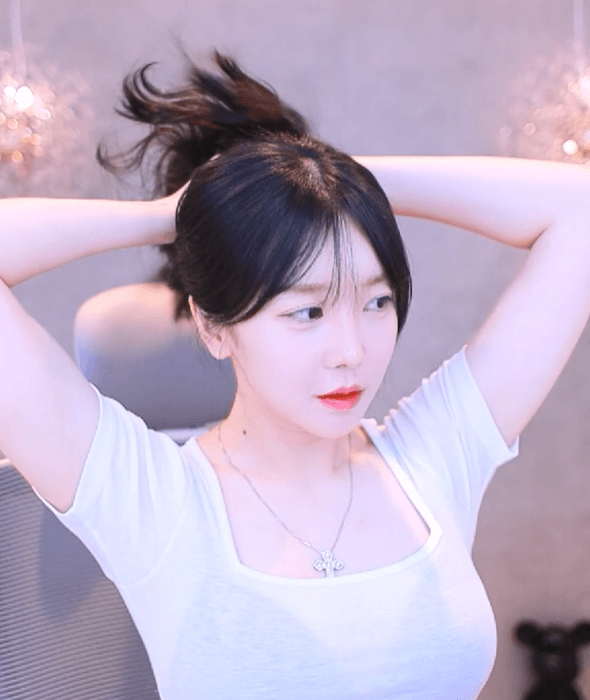 머리 묶는 BJ 향이.gif 