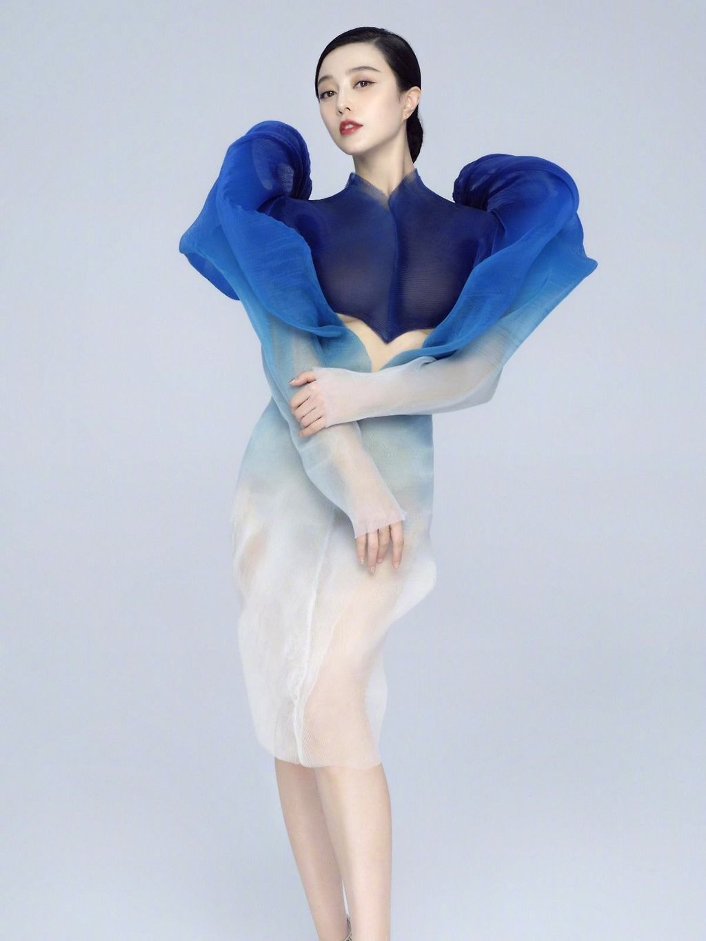 3D 프린팅 드레스 입은 판빙빙 - 꾸르