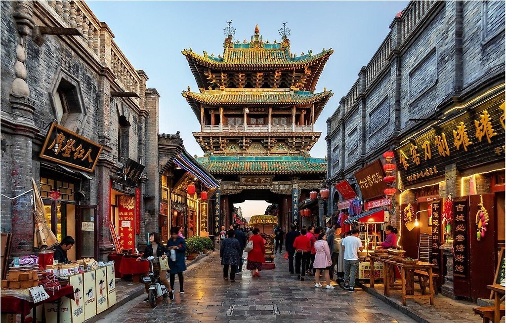 가장 중국다우면서도 중국답지 않은 도시 - 꾸르
