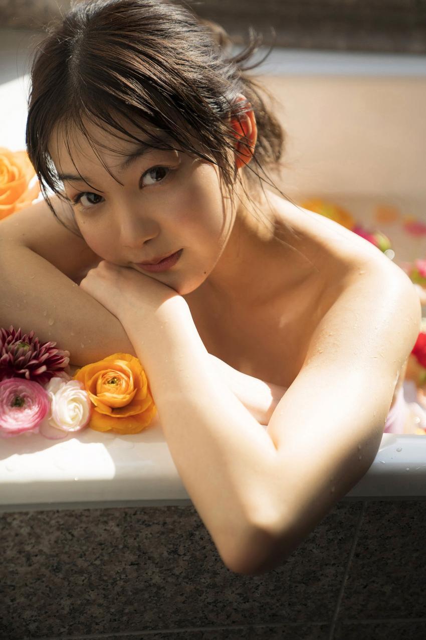 02년생 친한파 그라비아 모델 요시자와 하루나 - 꾸르