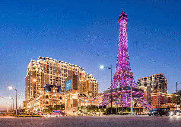 macau effiel tower.gif