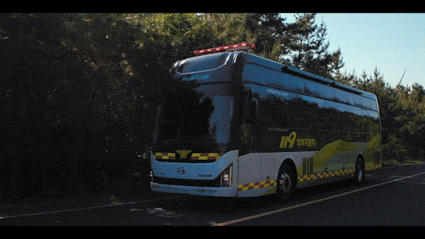2024-firefighter-fcev-bus-movie8.gif