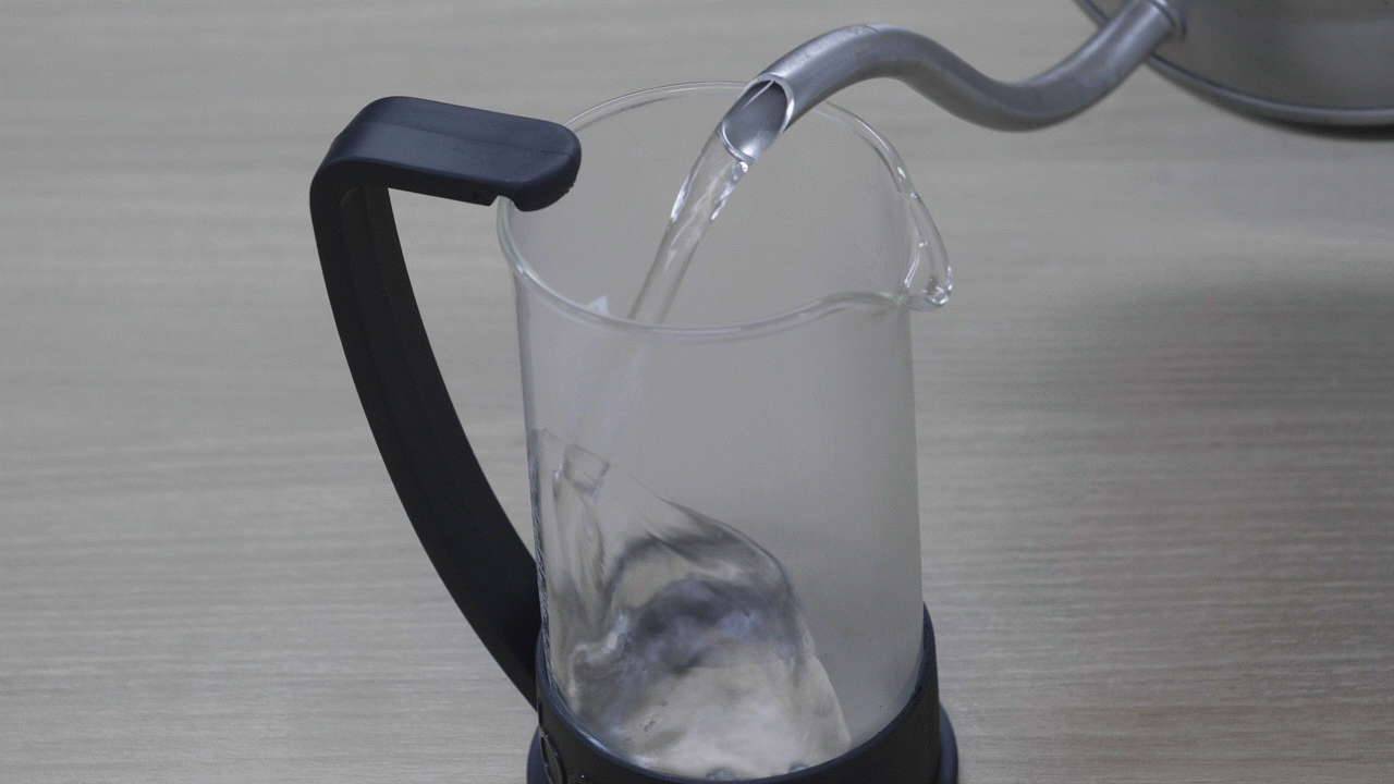 02 끓는물.gif