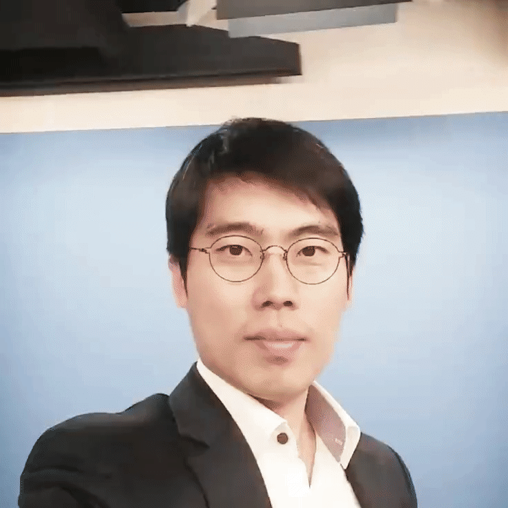 ezgif.com-resize (2).gif