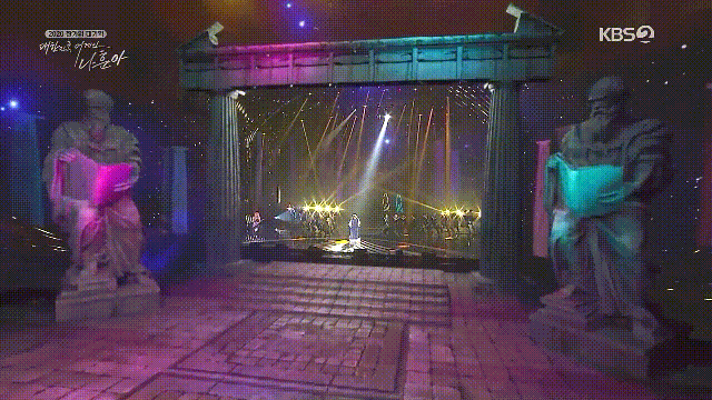 200930 KBS2 한가위 대기획 대한민국 어게인 나훈아 1080p.KANON.mp4_20201009_101110.gif