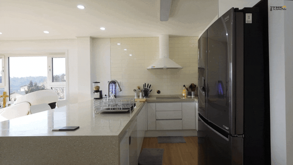 007. 예쁜단독주택.gif