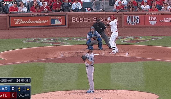 커쇼 커브.gif