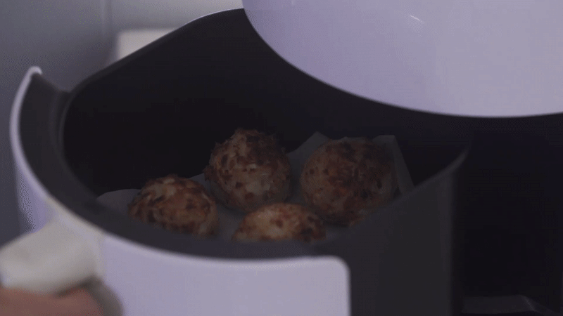 ezgif.com-video-to-gif (7).gif