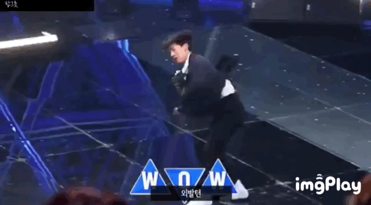 477a6737df0f075fbb7b16d0eaf28973 (1).gif